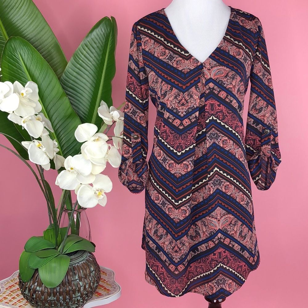 Lush Floral Paisley Karly Shift 3/4 Sleeve Dress